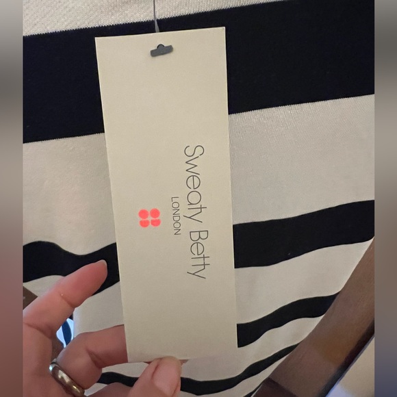 Sweaty Beatty athleisure T shirt dress with Pockets! - Picture 10 of 11